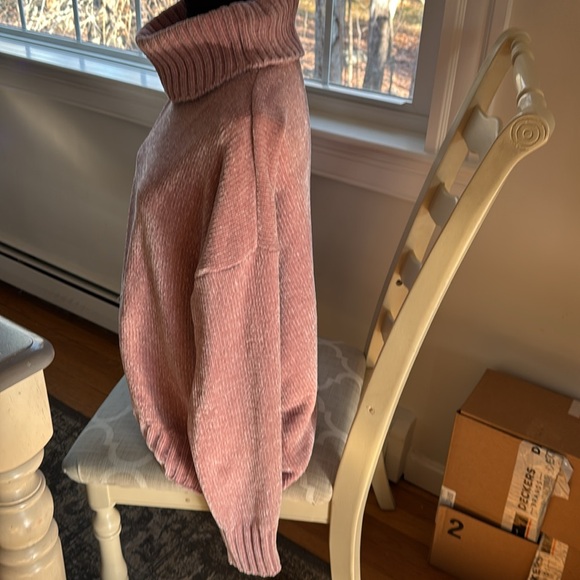 Primark Cowl Neck Sweater - NWT - Size Large - Picture 3 of 10